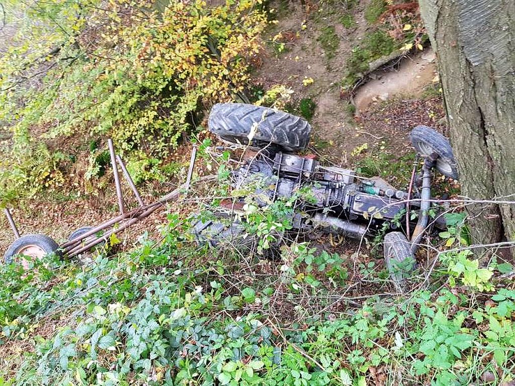wypadki z udziiałerm ciągników, tragedie przy wicince drzew, małopolska, pow. nowosądecki, gmina nowy wiśnicz