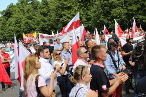 protesty rolników, susza rolnicza, Federacja Gospodarstw Rodzinnych, Związek Zawodow Rolników Rzeczpospolitej Solidarni