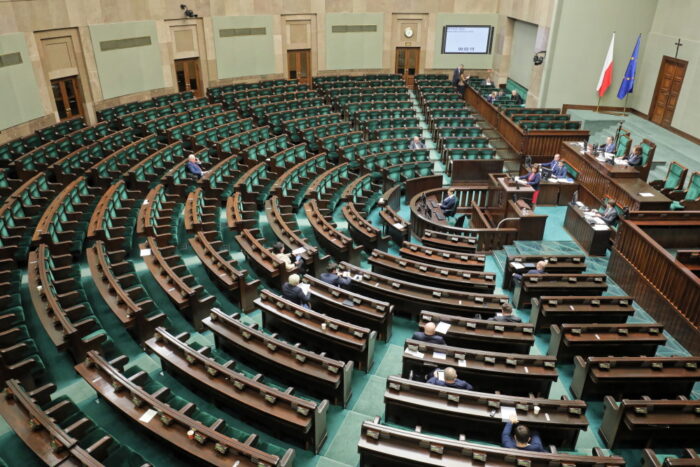 oddłużenie gospodarstw