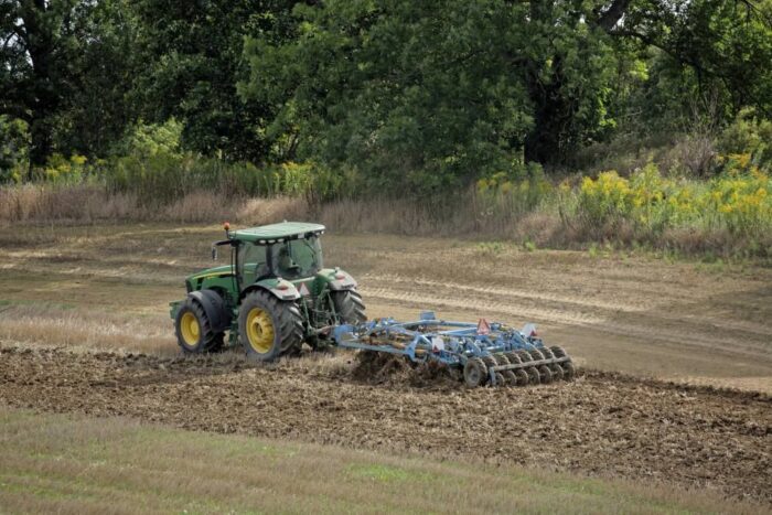 senat, zwrot  akcyzy od paliwa rolniczego, sprzedaż produktów przez rolników, oddłużenie gospodarstw rolnych