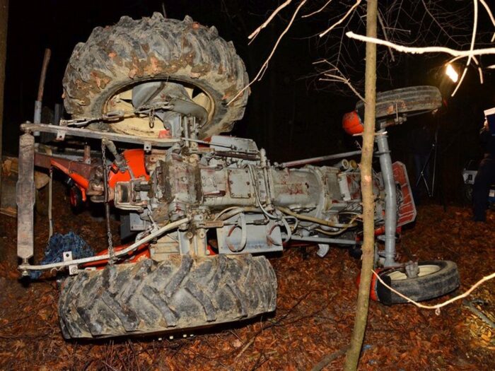 wypadek, policja, śmiertelny wypadek, wypadki na wsi, wypadek samochodowy