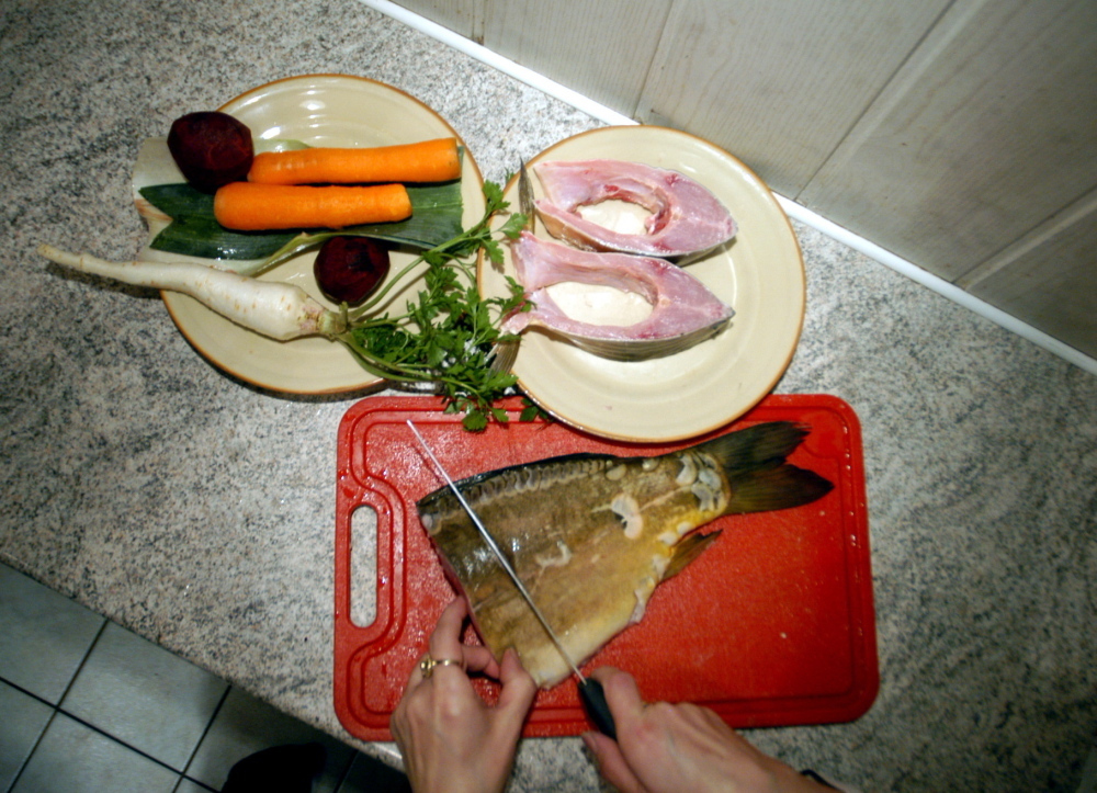 karp, tradycje świąteczne, wieczerza wigilijna, święta bożego narodzenia, potrawy z ryb