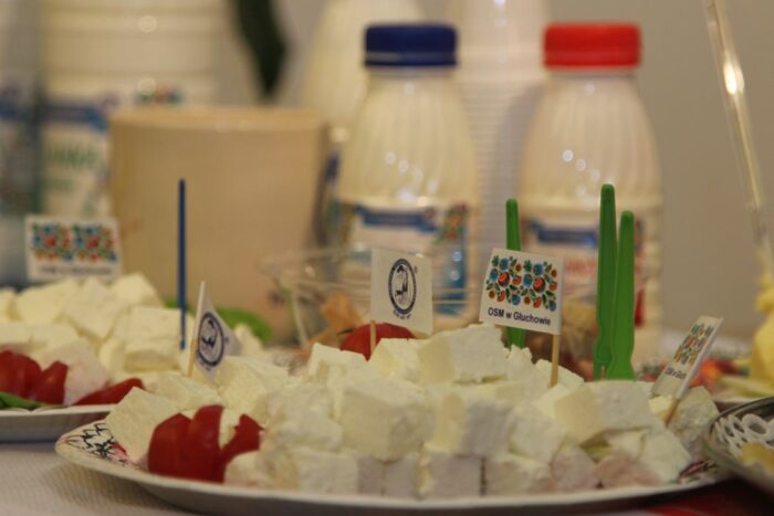 eksport produktów mleczarskich, produkty mleczarskie, mleko, sery, serwatka, jogurty