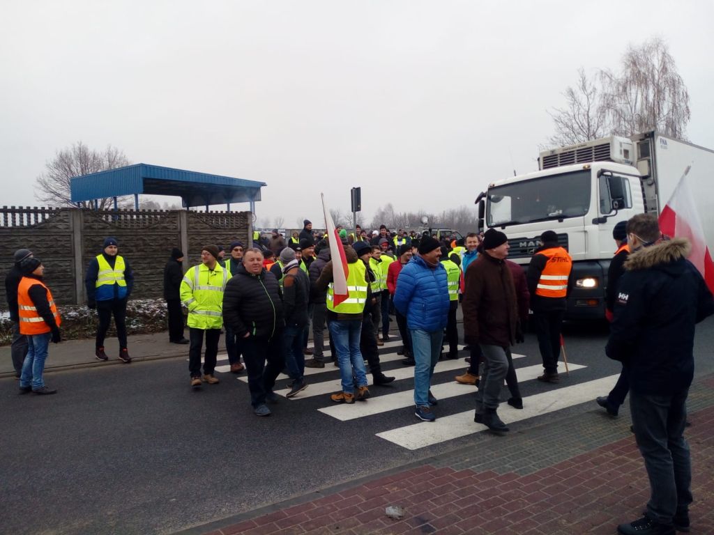 protest rolników, wieruszów, zakłady mięsne wędlinka, hodowla trzody chlewnej,