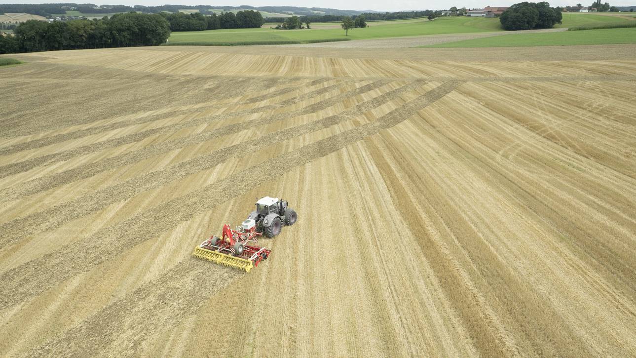 Siewnik poplonów Pöttinger Tegosem