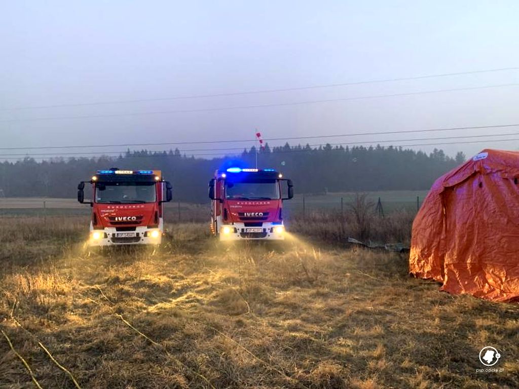 nielegalne składowisko odpadów, policja, opolskie, chemikalia w Brzęczkowicach
