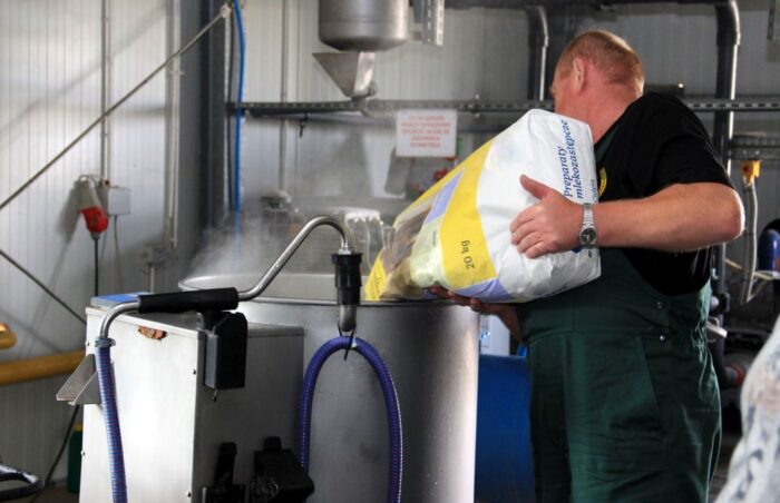 choroby układu ruchu, krus, Kasa Rolniczego Ubezpieczenia Społecznego, dzźwiganie ciężarów