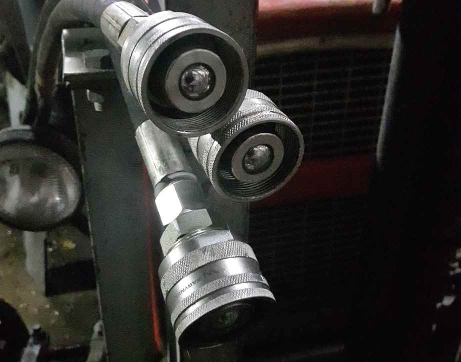 Złącza hydrauliczne skręcane