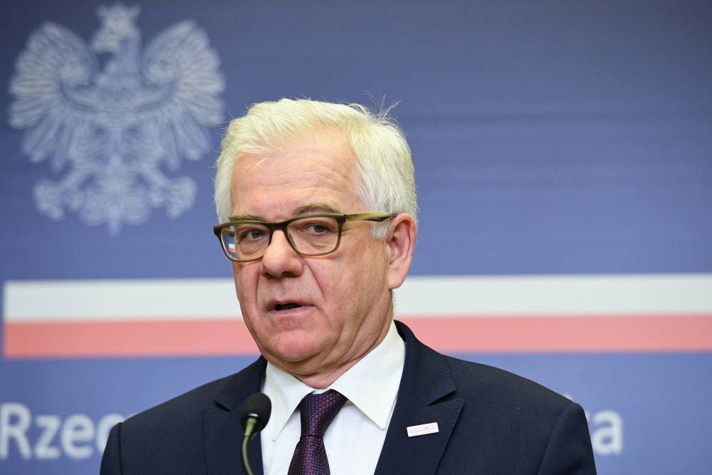 nielegalny ubój bydła, mięso z chorych krów, kontrole w ubojniach, komisja europejska, jacek czaputowicz
