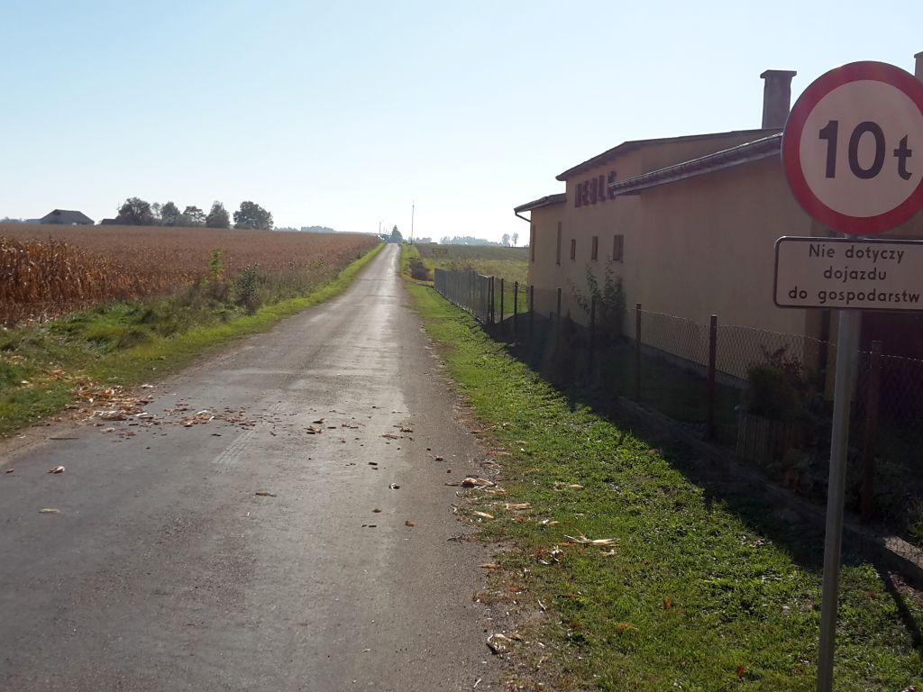 zakaz wjazdu ciągników, ograniczenie dopuszczalnego tonażu, ograniczenia drogowe