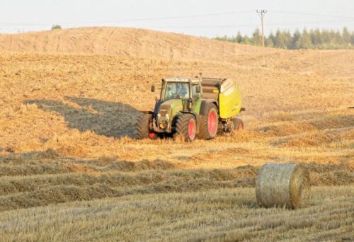 zwrot akcyzy za paliwo rolnicze, dopłaty do paliwa rolniczego, olej napędowy, kody na paliwo, senat