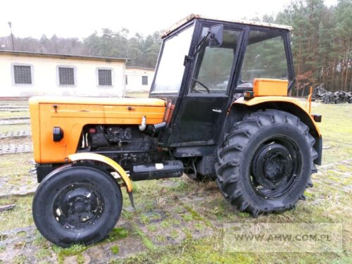 Agencja Mienia Wojskowego, ciągniki rolnicze, przetargi na sprzęt