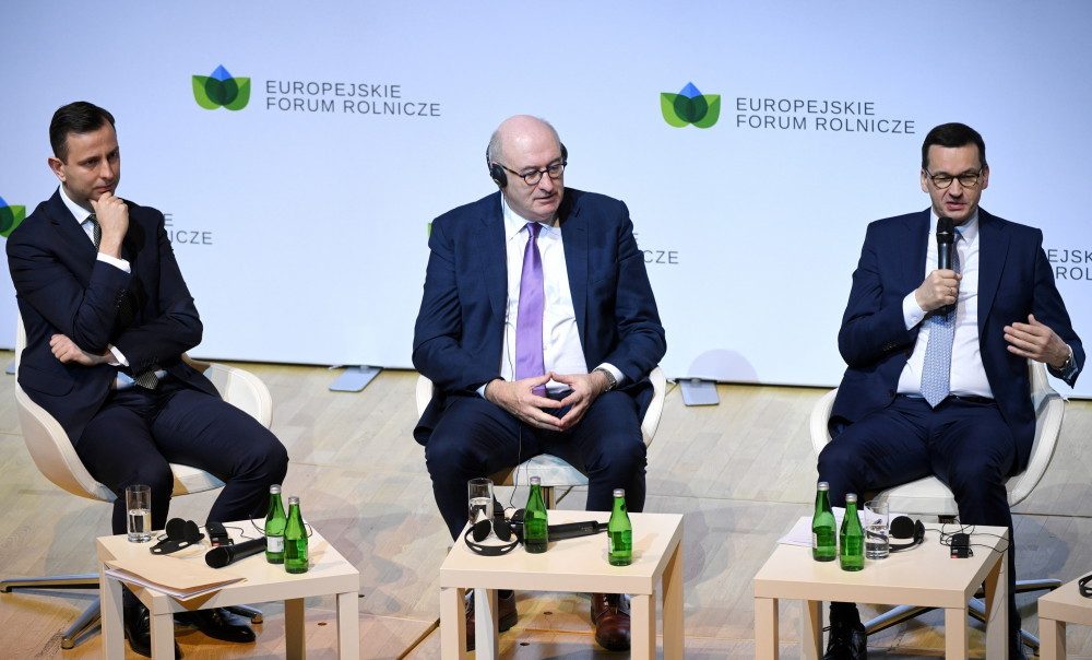 morawiecki, hogan, kosiniak-kamysz, debata, forum rolnicze, wspólna polityka rolna