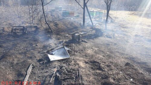 pożar gospodarstwa, świętokrzyskie, Kolonia Grzybów, straż pożarna, gowin, pomorze