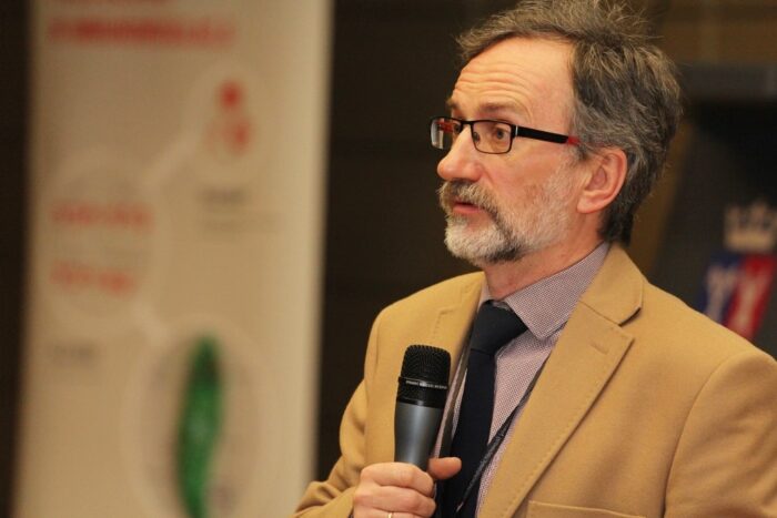 Szkoła Żywienia, dobrostan bydła mlecznego, krowy mleczne, cielęta