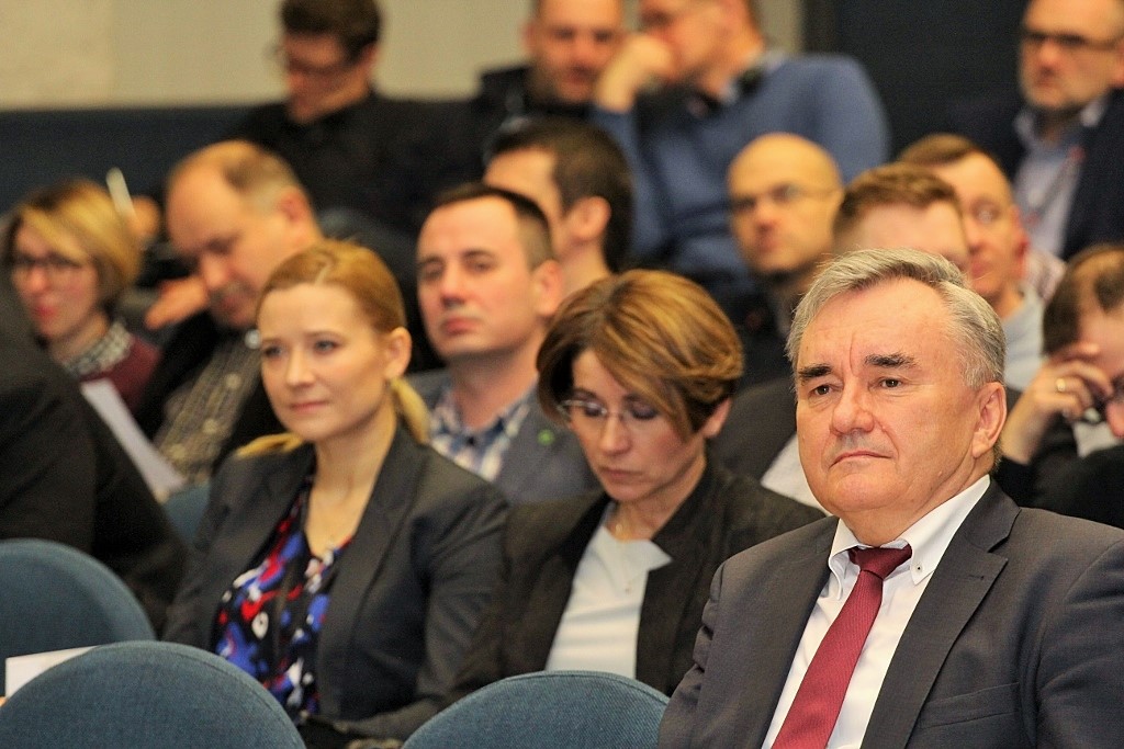 Szkoła Żywienia, dobrostan bydła mlecznego, krowy mleczne, cielęta