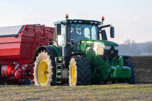 Nowe przyczepy burtowe Joskina