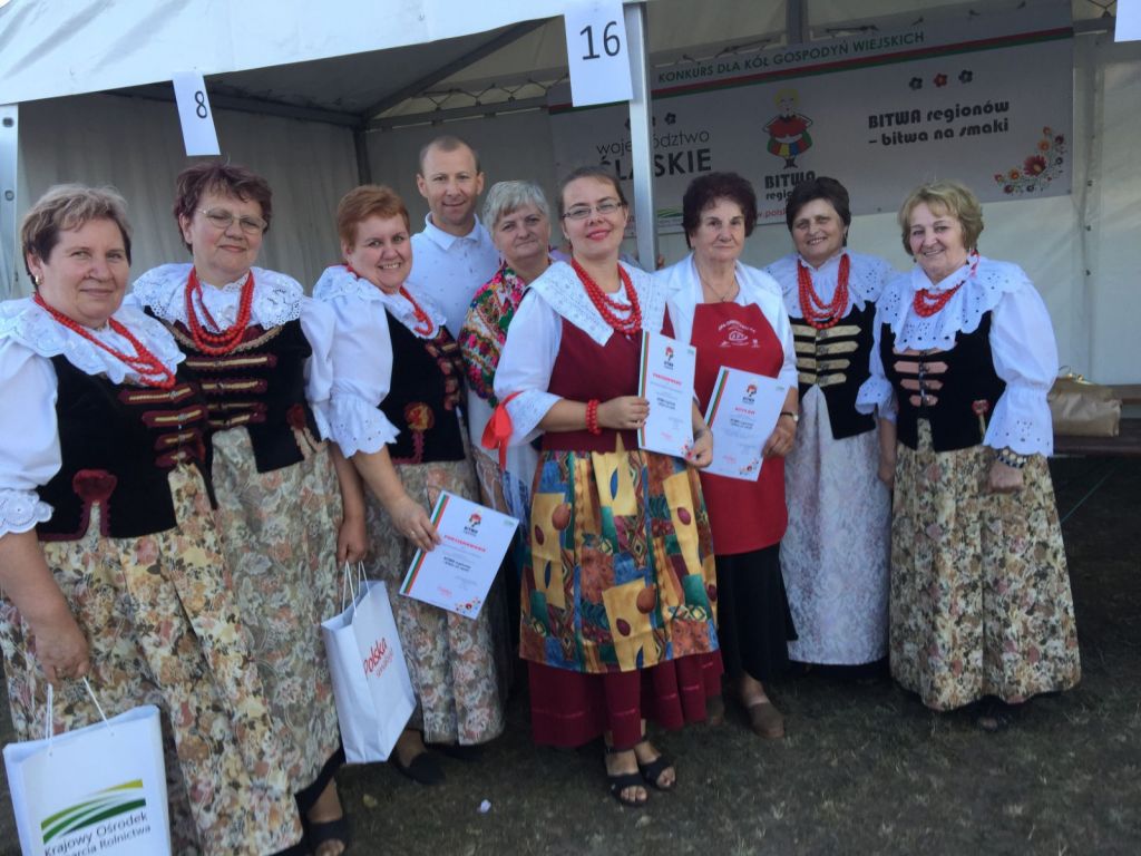 Koła gospodyń wiejskich, organizacje pozarządowe, andrzej duda, wsparcie dla gospodyń wiejskich