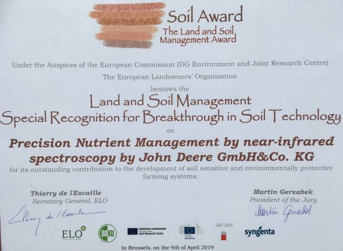 John Deere Manure Sensing