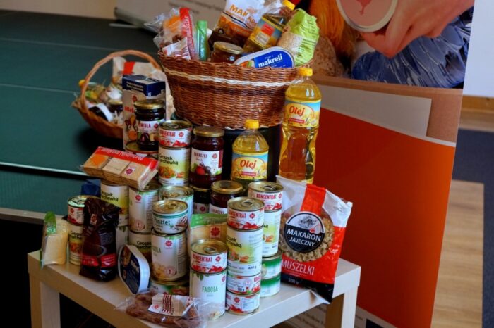 żywność dla potrzebujących
