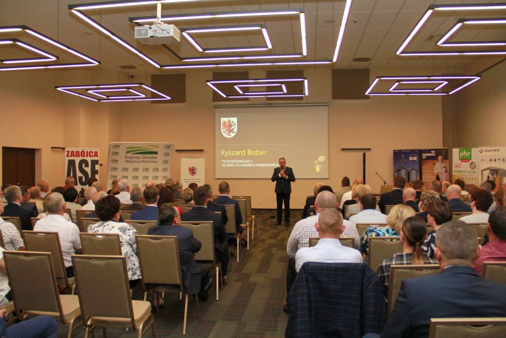 rolnik-farmer roku, spotkanie, konferencja, sukcesy,