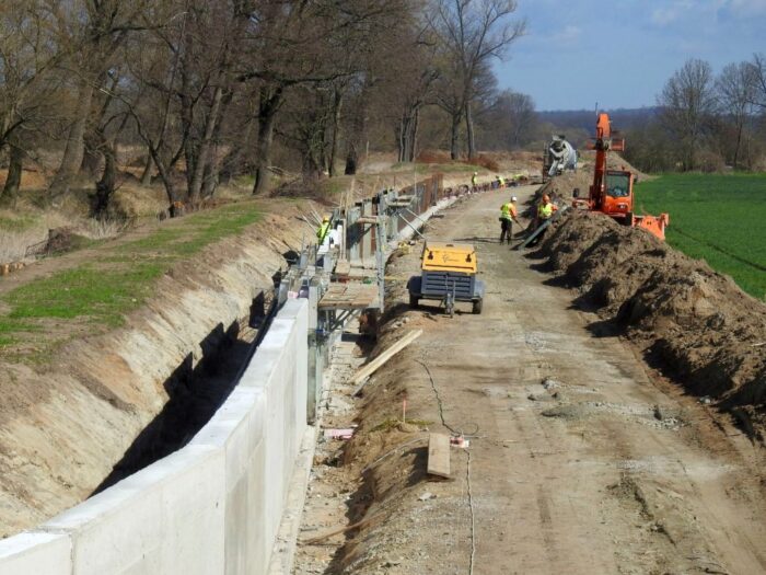 wały cofkowe, powódź, dolnośląskie, inwestycje