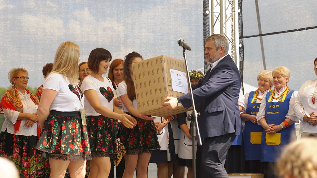 koła gospodyń wiejskich, bitwa regionów, tradycje kulinarne, przysmaki regionalne, kowr, jan krzysztof ardanowski