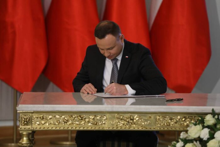 kupno ziemi, dzierżawa ziemi, ustawa o kształtowaniu ustroju rolnego, obrót ziemią, andrzej duda