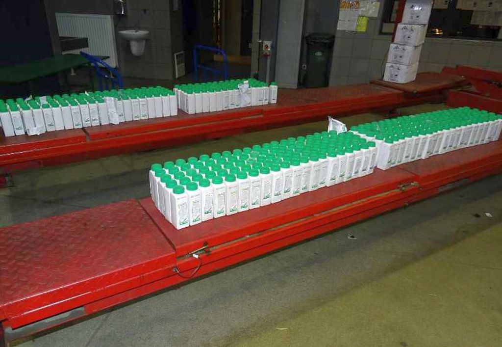 przemyt pestycydów, kas,  przejście graniczne w Medyce, środki ochrony roślin