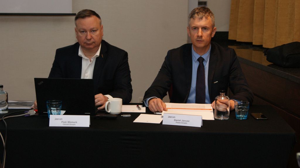 Feerum, przychody ze sprzedaży, wyniki finansowe, Daniel Janusz, Epicentr K LLC , elewatory zbożowe, przechowalnictwo