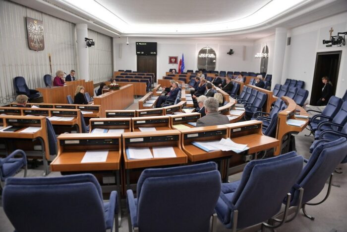 prawo, ustawa, ziemia, zmiana ustawy o kształtowaniu ustroju rolnego