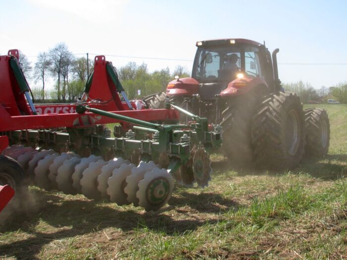 krir, armimr, działanie Rozwój usług rolniczych, zakup sprzętu rolniczego, usługi wewnętrzne