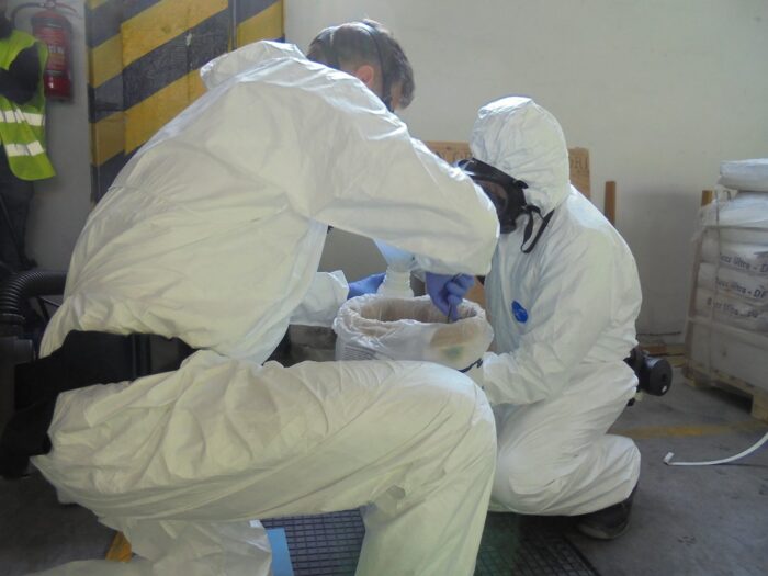 akcja Silver Axe IV, nielegalne środki ochrony roślkin, pestycydy, Krajowa Administracja Skarbowa, PIORiN