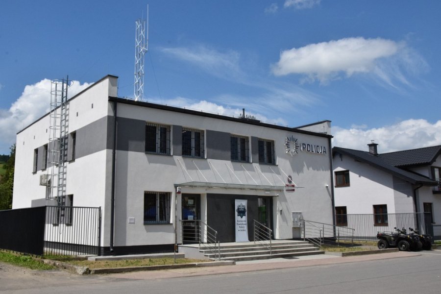 policja, podkarpackie, komisariat policji baligrodzie, baligród