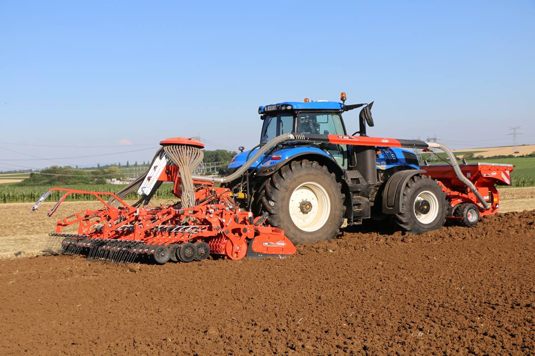 Kosiarki Kuhn z taśmami, kuhn, POM Augustów, Burchaty, Krzysztof  Nieroda