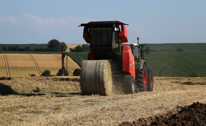 Kosiarki Kuhn z taśmami, kuhn, POM Augustów, Burchaty, Krzysztof  Nieroda
