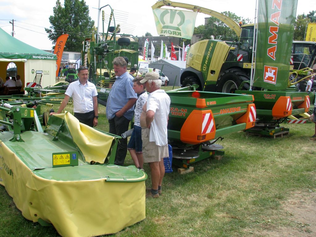 maszyny do usług, maszyny rolnicze, krir, rozwój usług rolniczych