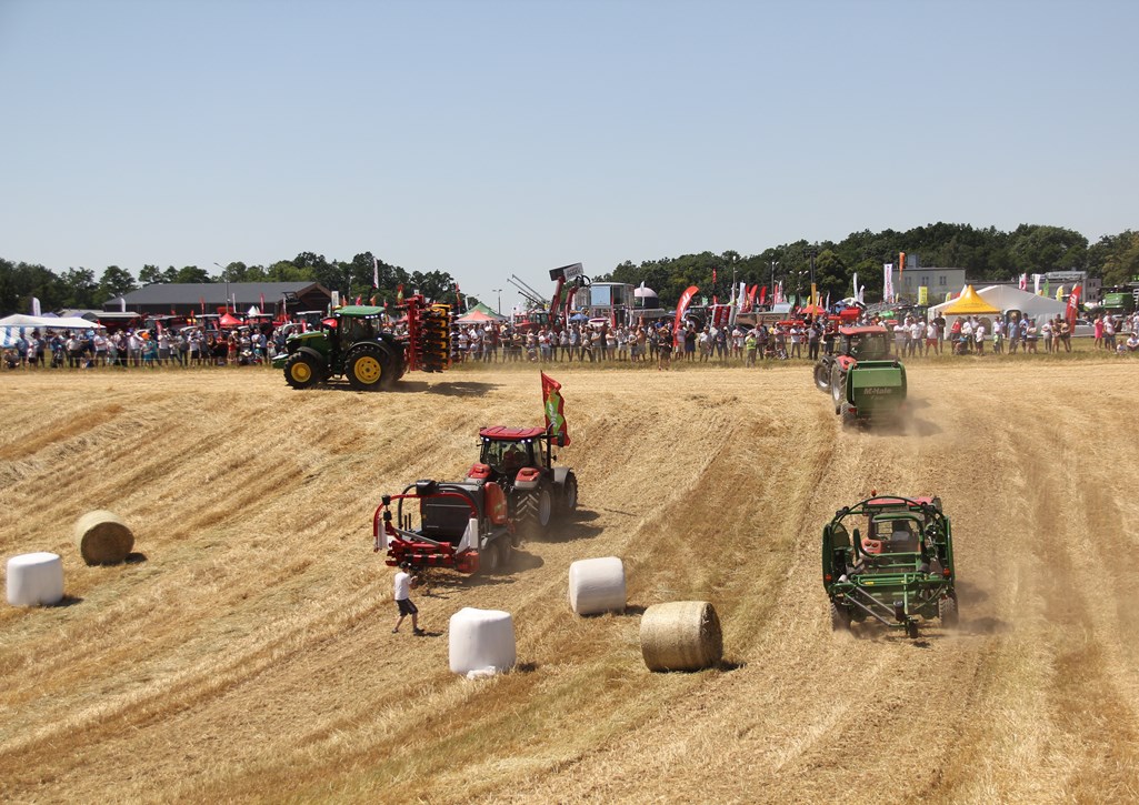 Agro-Tech Minikowo, pokazy