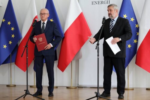 prąd, energia elektryczna, urząd regulacji energetyki, odnawialne źródła energii, stawki dystrybucyjne