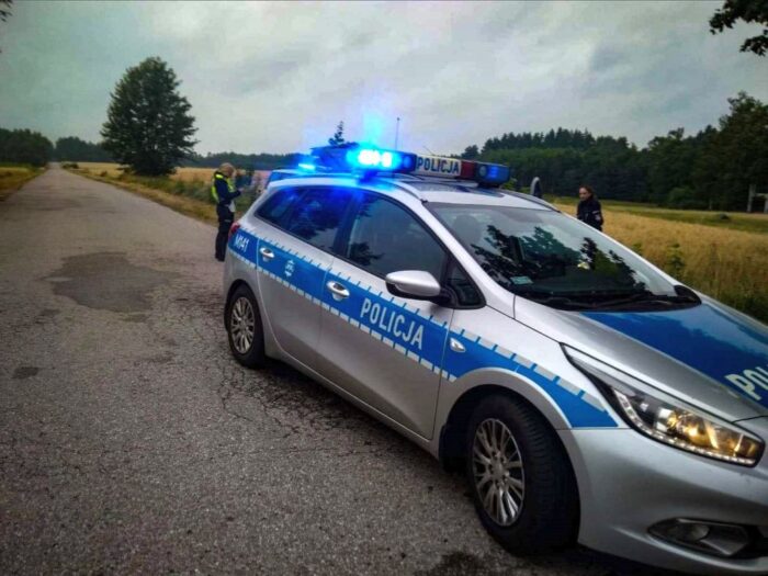 wypadek w gospodarstwie, śmierć dziecka, wywrócona przyczepa, Prokuratura Rejonowa w Zgorzelcu, KPP w Zgorzelcu,