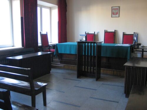 gmina Dragacz, powiat świecki, Sąd Okręgowy w Bydgoszczy, pracownicy w gospodarstwach, znęcanie się nad bezdomnym