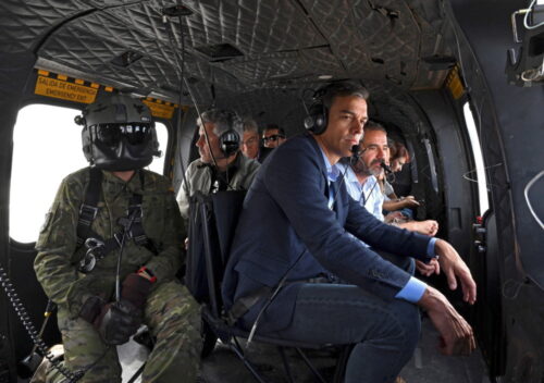 powodzie w hiszpanii, powódź, prowincja Alicante, pedro sanchez, uprawy pod wodą