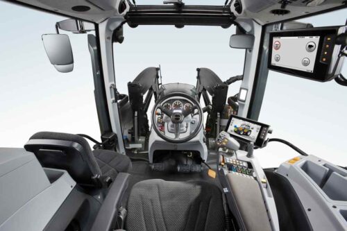 Valtra_dwa terminale_ISOBUS