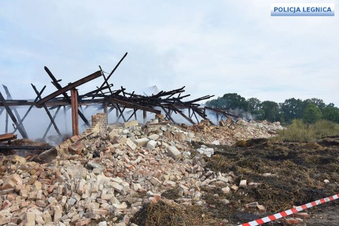 podpalenie stodoły, próba wymuszenia odszkodowania, gmina Wielgomłyny, powiat radomszczański, straż pożarna