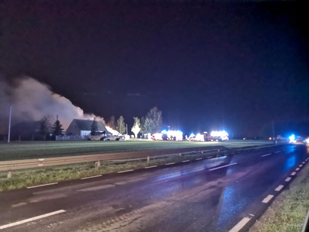 Suchodaniec, poiwiat strzelecki, zawalona stodoła