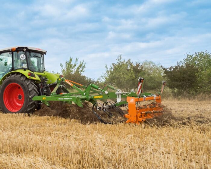 Lekki kultywator Amazone Cenio