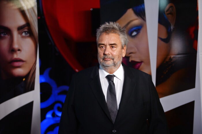 Luc Besson, odstrzał jeleni, La Trinite-des-Laitiers, francuska federacja łowiecka