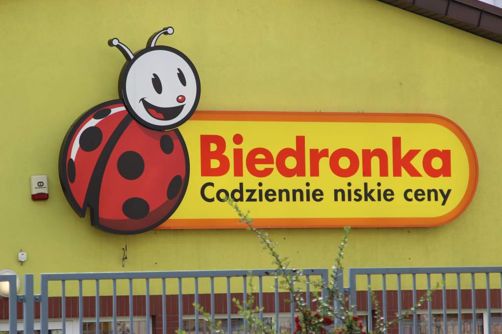 Biedronka, inwestycje, Jeronimo Martins, pieniądze, zakupy, plan inwestycyjny