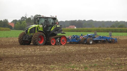 Ciągnik Claas Axion Terra Trac