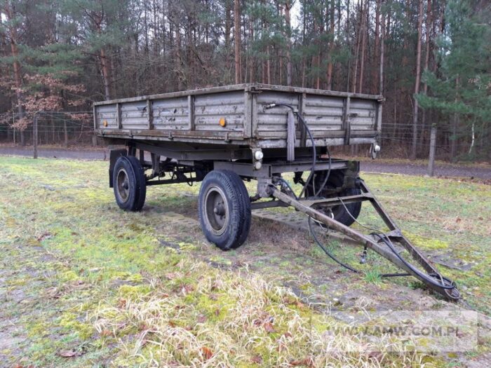 Agencja Mienia Wojskowego, ciągniki rolnicze, przetargi na sprzęt